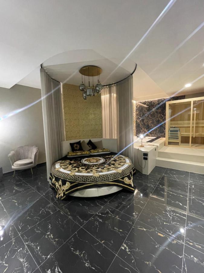 Versace Luxury Room コルレオーネ エクステリア 写真